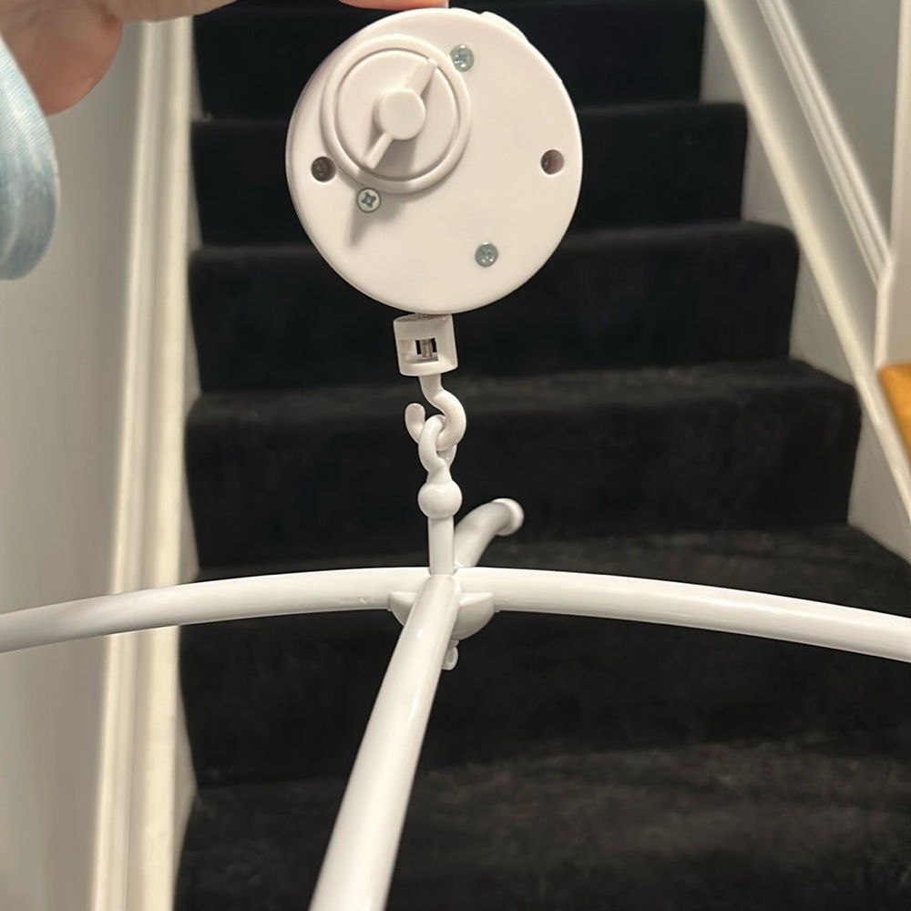 Baby Crib Mobile Bed Bell Holder with Music Box